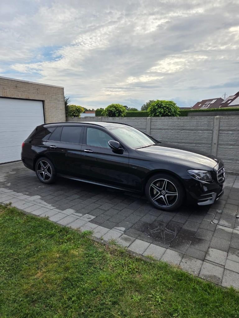 Mercedes-Benz E300de plug-in-hybride, AMG-pakket, Panorama, Auto's, Mercedes-Benz, Automaat, Achterwielaandrijving, USB, 4 cilinders