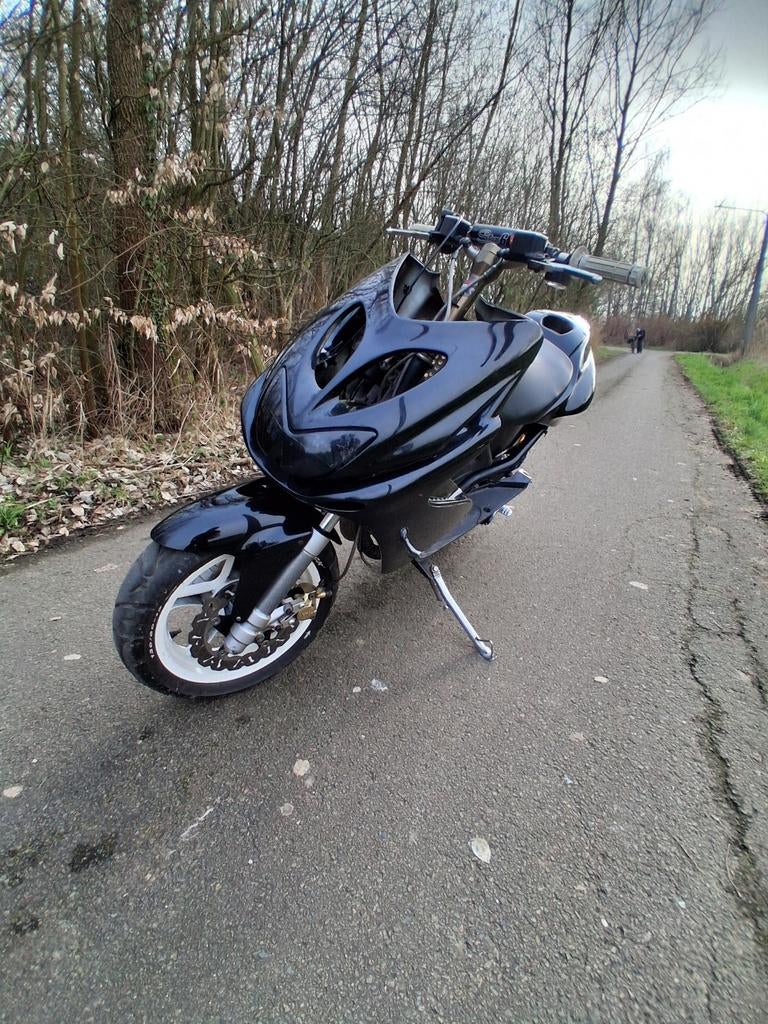Aerox 70cc athena ruil of koop tegen 2 takt of schakel, Fietsen en Brommers, Ophalen, Tweetakt, Aerox, 70 cc