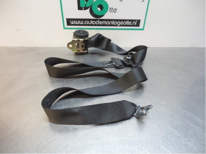 Veiligheidsgordel rechts-achter van een Ford Fiesta (Fiesta, Gebruikt, -, -, Ophalen of Verzenden
