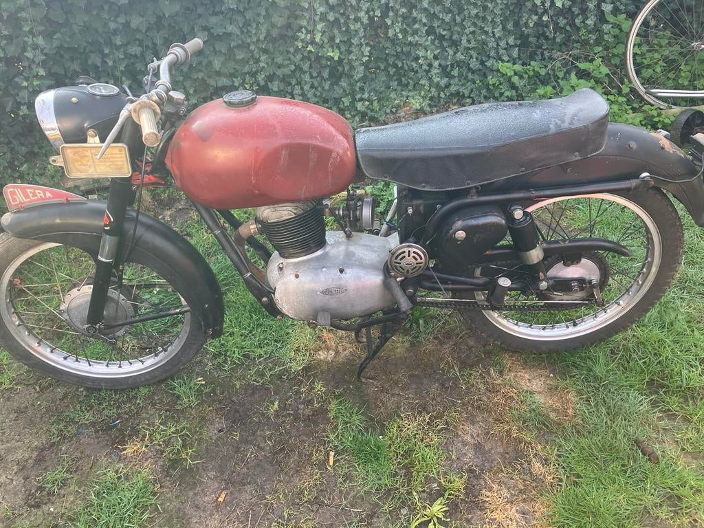 Oldtimer brommers, Ophalen