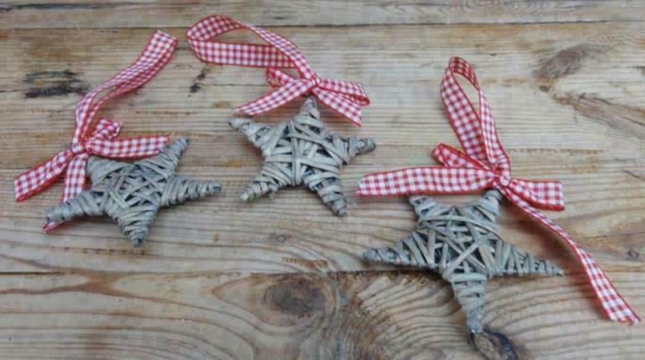 3 landelijke rieten kerst sterren met lintjes, KERST, Enlèvement ou Envoi, -, -, -