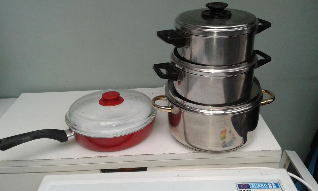 kookpotten en bakpan met deksel, Ophalen, Zo goed als nieuw, Keramische plaat