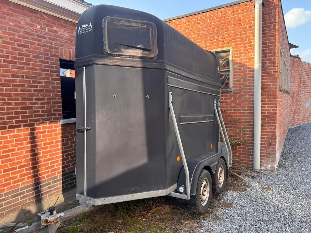 1.5 paardentrailer, Dieren en Toebehoren, Paarden en Pony's | Trailers en Aanhangwagens, Ophalen, Zo goed als nieuw