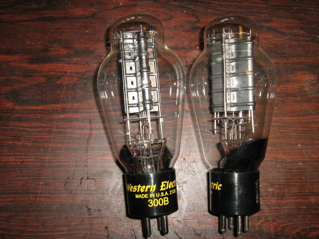 Western Electric 300B, paire assortie pour 1700€, Enlèvement ou Envoi, Amplificateur