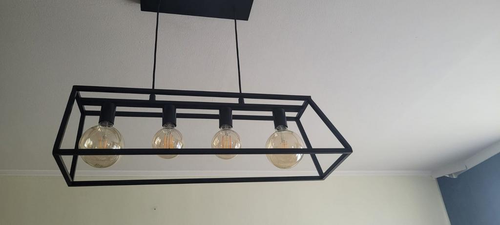 ikea lamp zo goed als nieuwe, Huis en Inrichting, Lampen | Hanglampen, Ophalen