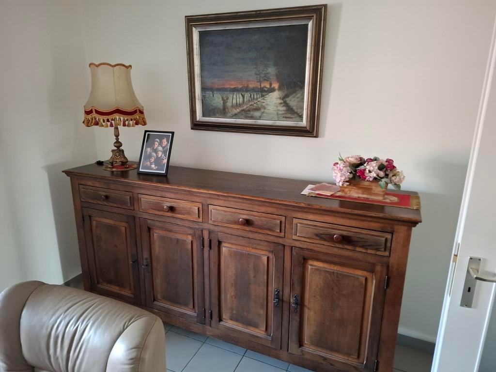 Contenu complet : meubles, canapé, armoire, Enlèvement