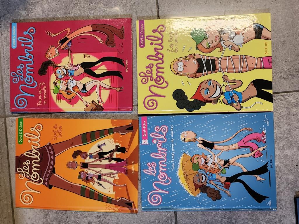 4 strips de navels, Boeken, Stripverhalen