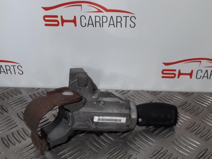 Serrure de contact + clé d'un Ford Fiesta, Autos : Pièces & Accessoires, -, 3 mois de garantie, -, -