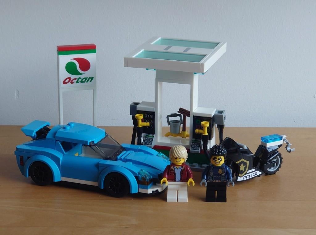 Lego City Lot, Kinderen en Baby's, Speelgoed | Duplo en Lego, Zo goed als nieuw, Lego, Complete set, Ophalen of Verzenden