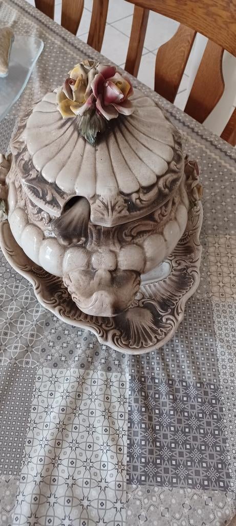 Soepterrine, Ophalen