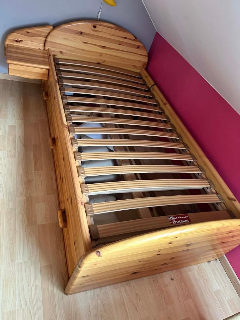 Lit avec matelas à eau d'une personne 200 x115. QUALITE !!!, Beige, Enlèvement, 120 cm, 200 cm