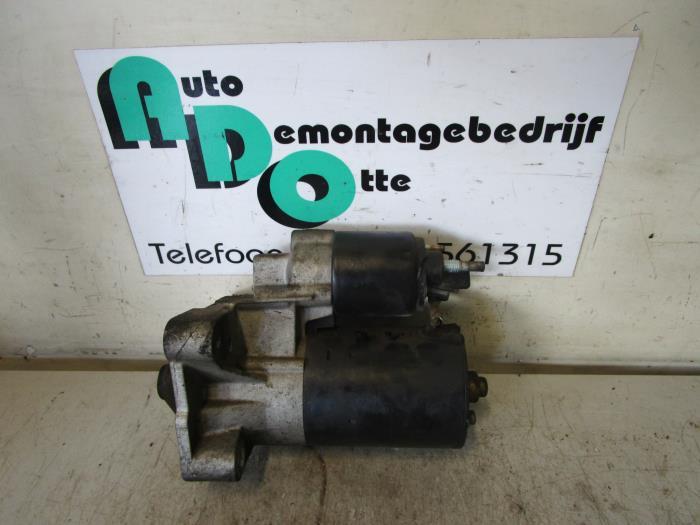 Démarreur d'un Renault Laguna (Laguna 01-), Renault, -, 3 mois de garantie, Utilisé
