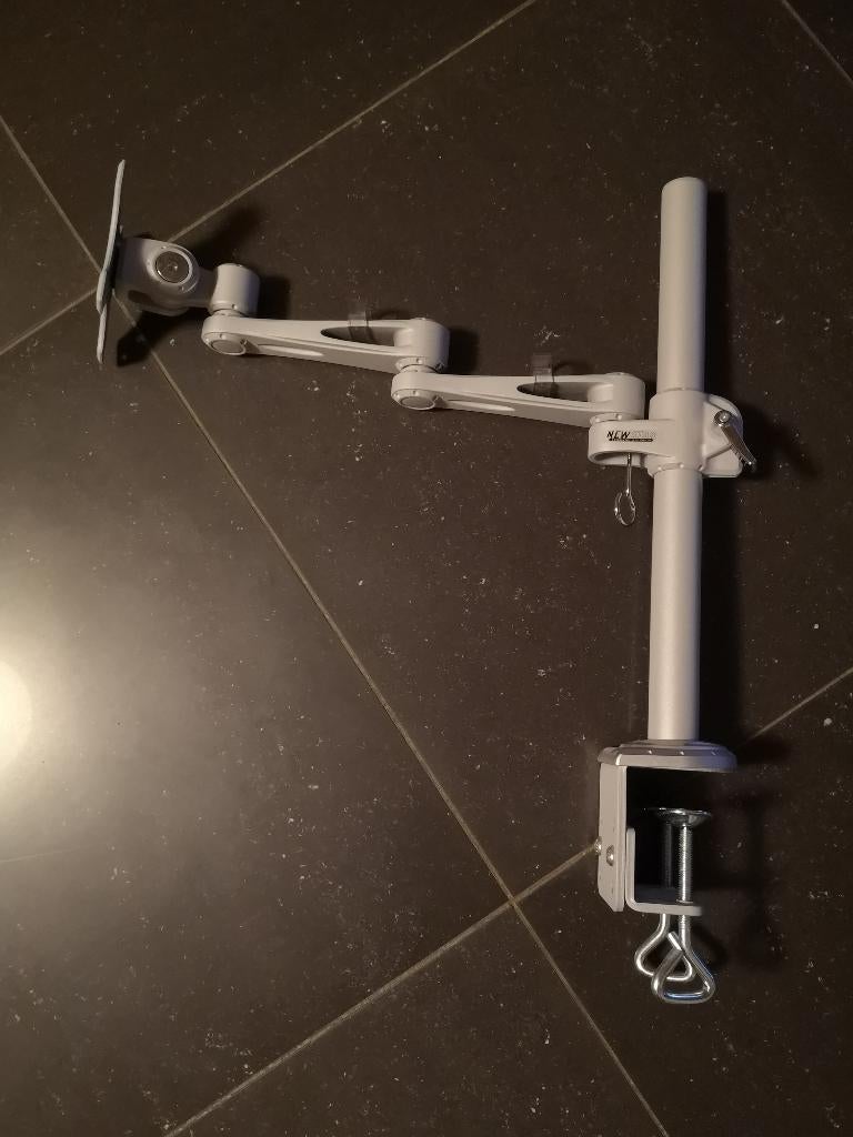 Support écran newstar, Informatique & Logiciels, Moniteurs, Enlèvement, Comme neuf, Rotatif