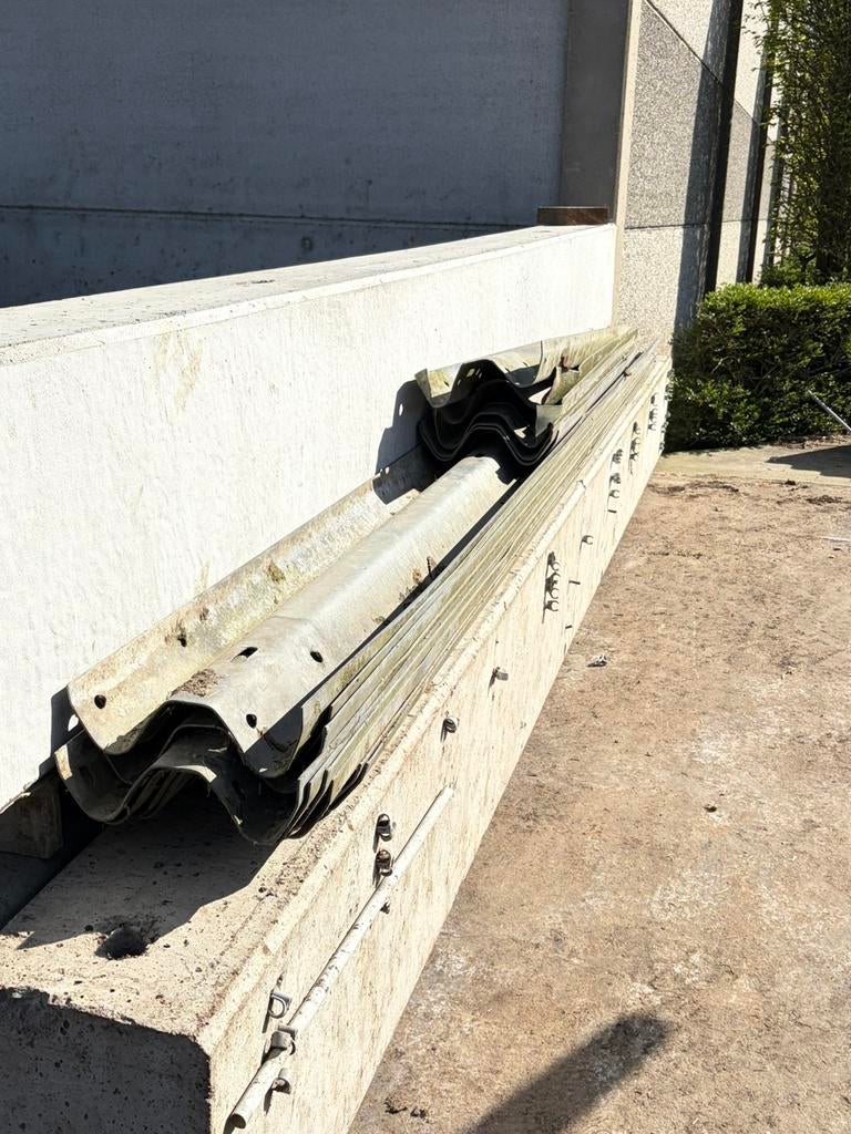 Vangrails, Enlèvement, Utilisé