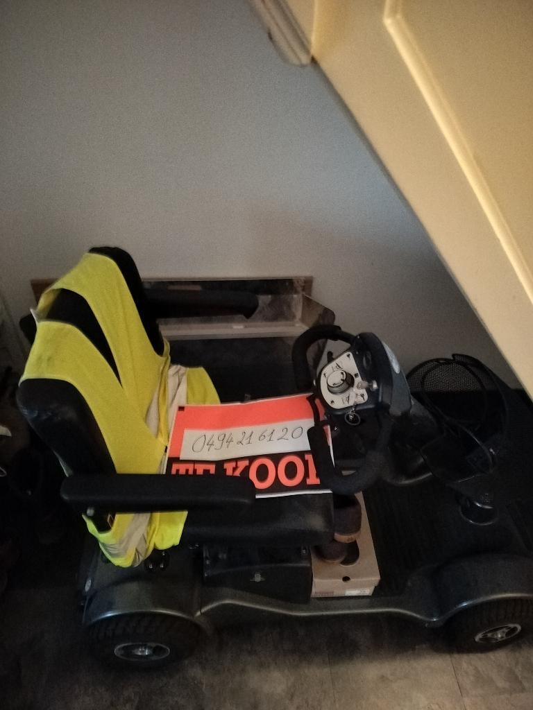 Mobiscooter Sterling Sapphire 2, Divers, Voitures sans permis & Scooters pour invalides, 16 km/h ou plus, Comme neuf, Enlèvement