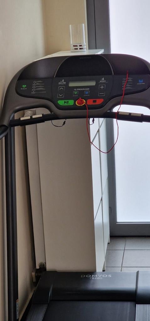 Comme un tapis roulant neuf à vendre. Très peu utilisé., Sports & Fitness, Appareils de fitness, Enlèvement ou Envoi, Tapis roulant