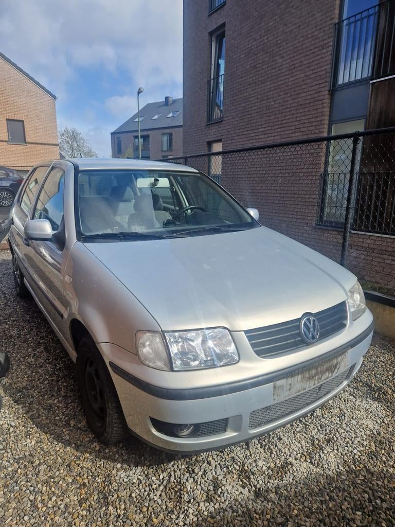 VW POLO 2000  1.4 ESSENCE  139MILLES KLM. Boîte automatique, Autos, Achat, 5 portes, Automatique, Particulier