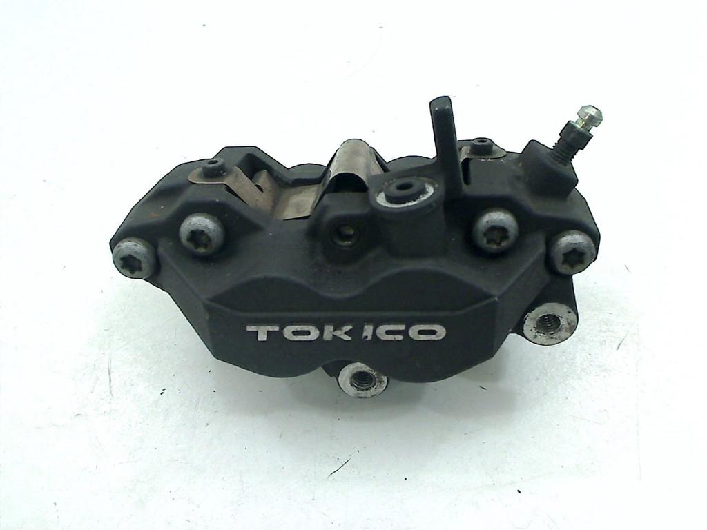 ETRIER DE FREIN AVANT DROIT Suzuki, Dhr. S. di Majo, Utilisé, Info@cama-motorparts.nl, P.J. Troelstraweg 8 8
3144 CX  MAASSLUIS, NL