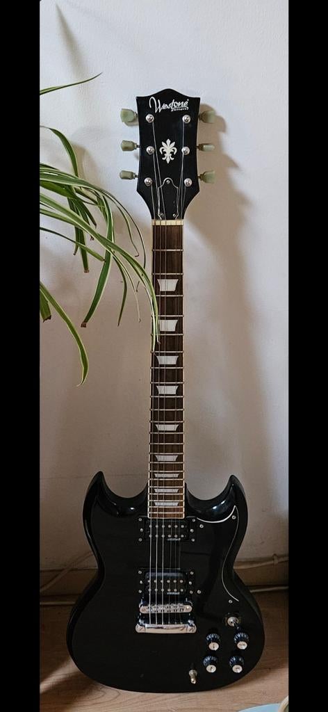 GUITARE ÉLECTRIQUE VINTAGE WESTONE., Musique & Instruments, Instruments à corde | Guitares | Électriques