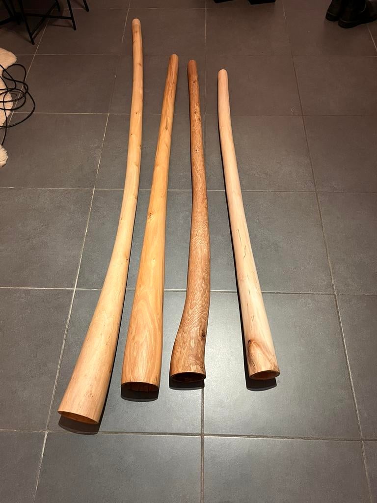 Didgeridoo handgemaakt, Muziek en Instrumenten, Blaasinstrumenten | Didgeridoos, Ophalen, Zo goed als nieuw