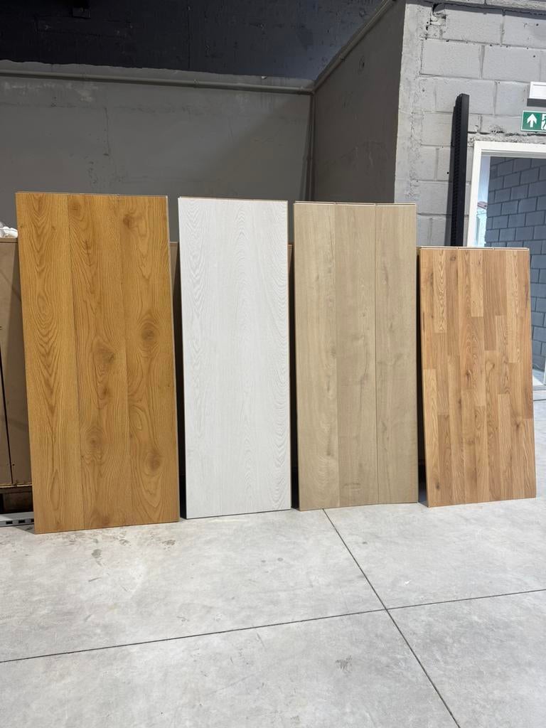 ‼️ PROMO ‼️ PARQUET 8MM STRATIFIE, Enlèvement ou Envoi, Comme neuf, Parquet