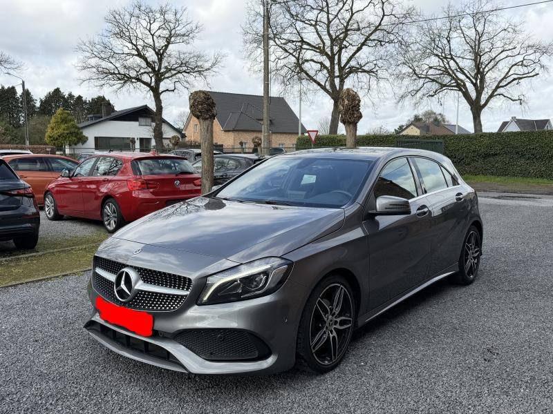 Mercedes-Benz A180d B.Auto Pack AMG 1er Prop Garantie 1 An, Autos, Achat, Euro 6, Carnet d'entretien, Cruise Control