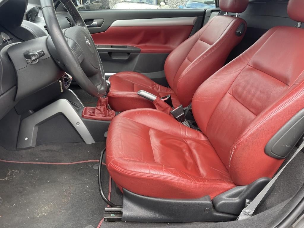 Opel Tigra 1.4 Essence 143 000 km *2008*, Cuir, Entreprise, Boîte manuelle, Entretenue par le concessionnaire