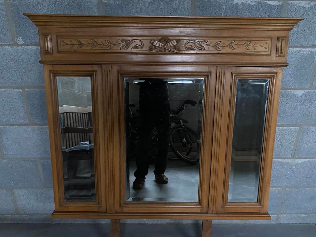 Triptyque en miroir, Antiquités & Art, Enlèvement