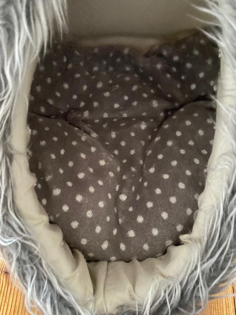 Niche pour chat/petit chien, Animaux & Accessoires, Enlèvement ou Envoi, Utilisé, Polyester