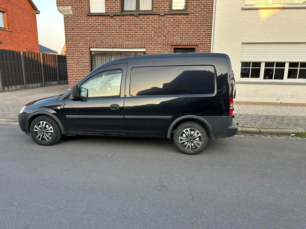 Opel combo gekeurd, Auto's, Voorwielaandrijving, Euro 5, Zwart, Overige bekleding