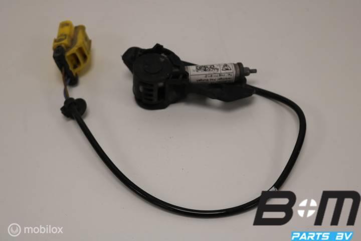 Stelelement motorkap links Porsche Panamera S 97051135103, Gebruikt