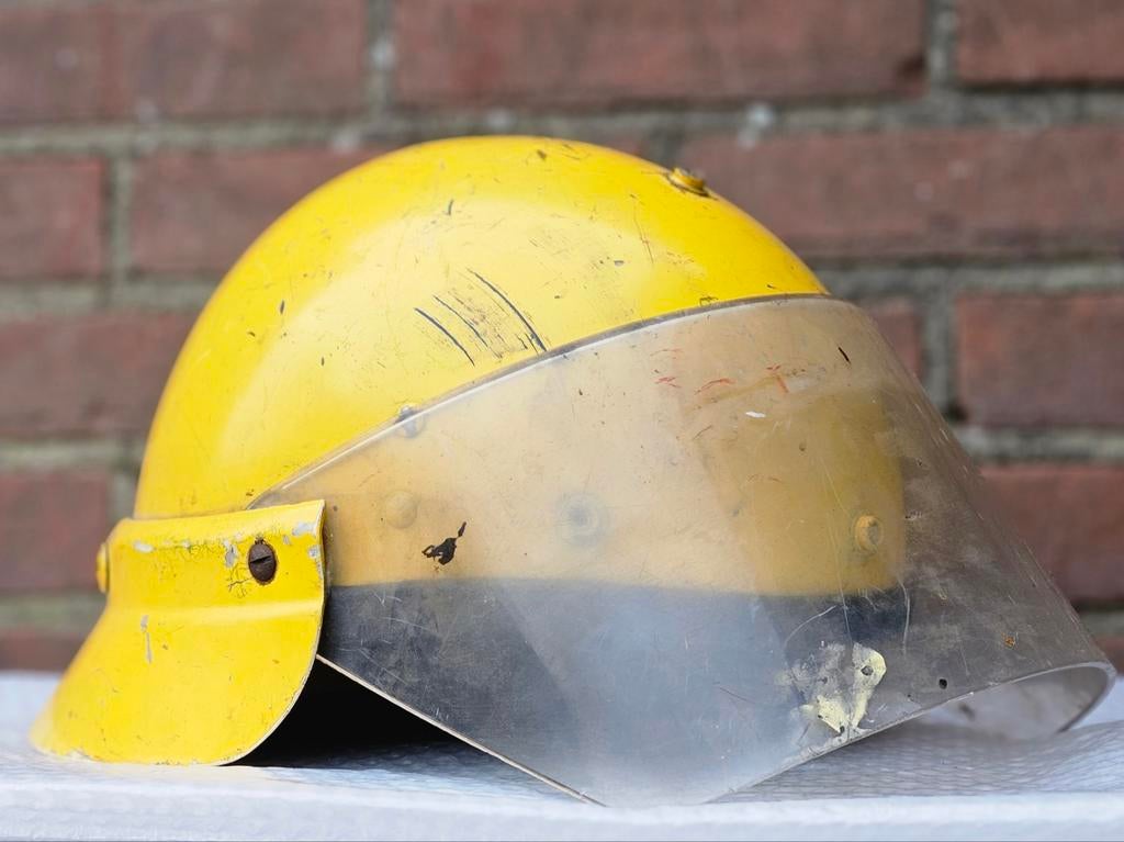 Brandweerhelm brandweer USA Miami casque pompiers, Verzamelen, Militaria | Algemeen, Ophalen of Verzenden