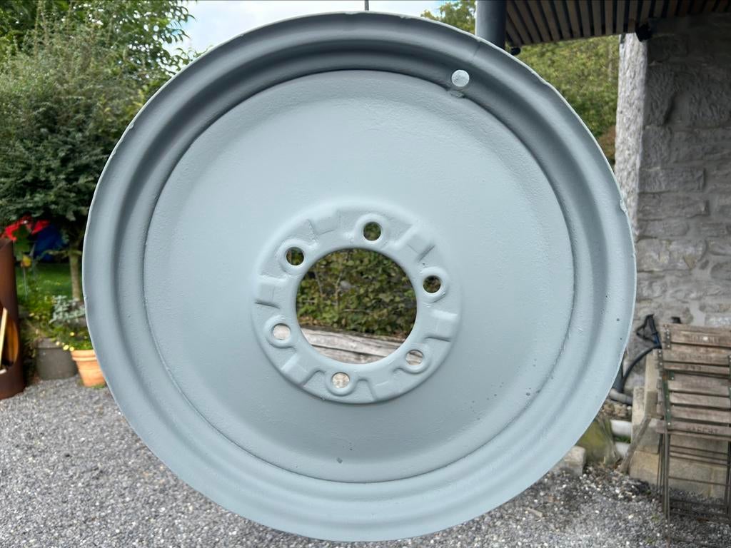 Jante pour tracteur ancien (MF), Articles professionnels, Enlèvement