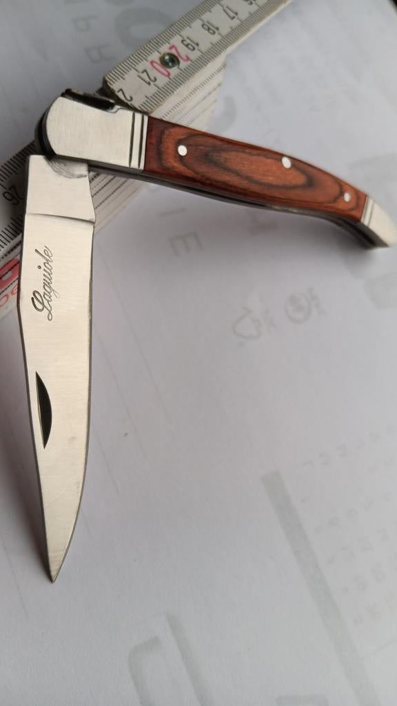 Laquiole. Couteau pliant