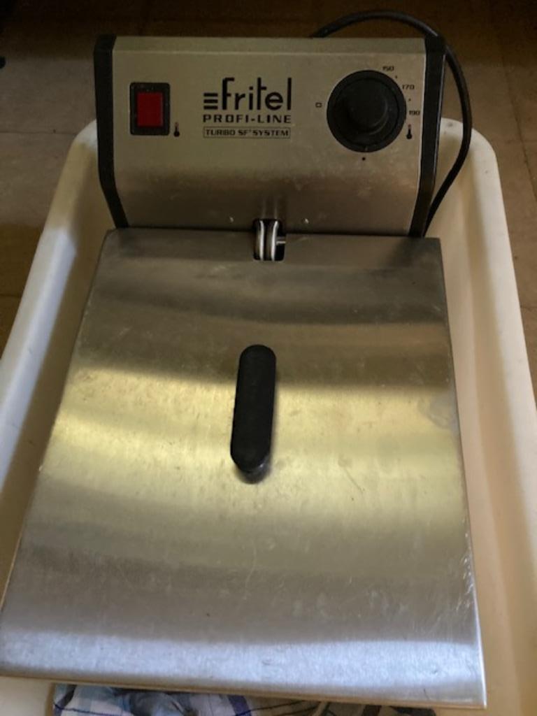 Friteuse, 4 liter of meer, Ophalen, Gebruikt, Uitneembare binnenpan