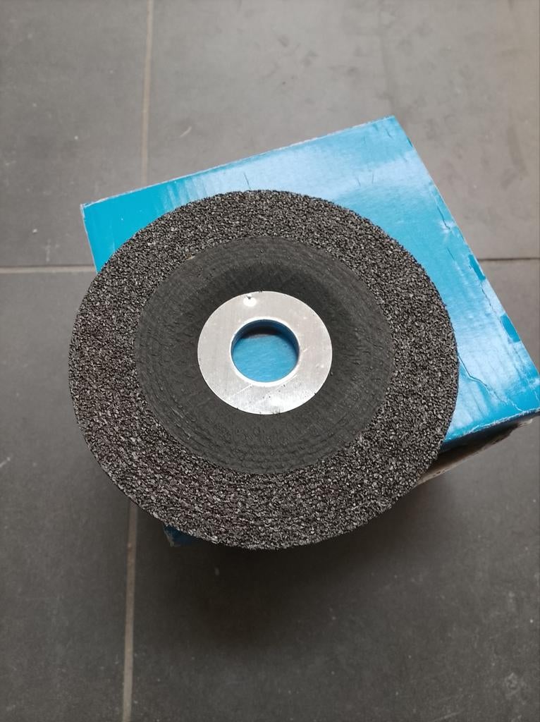 Meule Tyrolit, Bricolage & Construction, Enlèvement