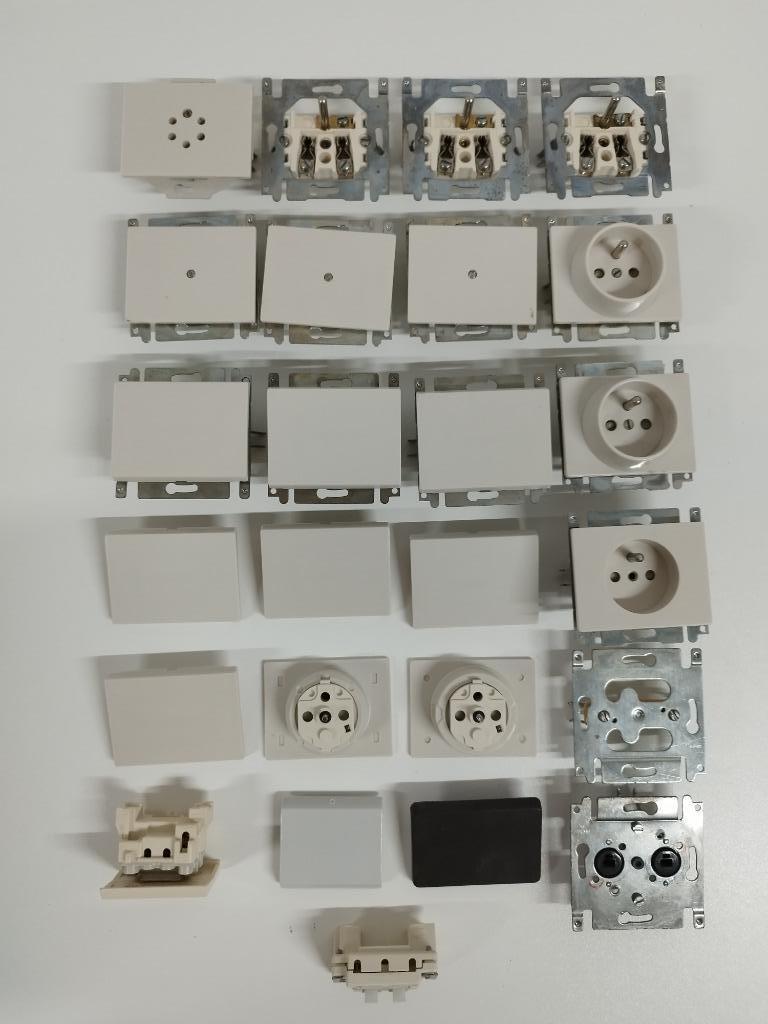 Niko schakelmateriaal, Verzenden, Gebruikt