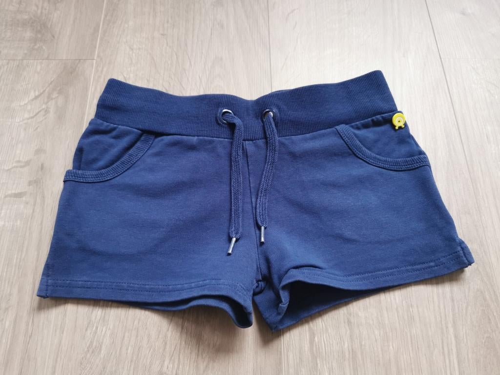 Short Someone - maat 128, Kinderen en Baby's, Broek, Meisje, Ophalen of Verzenden, Zo goed als nieuw