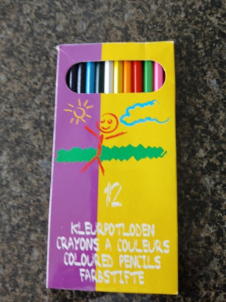 Kleurpotloden 12stuks nieuw!, Ophalen of Verzenden, Nieuw, Potlood of Stift