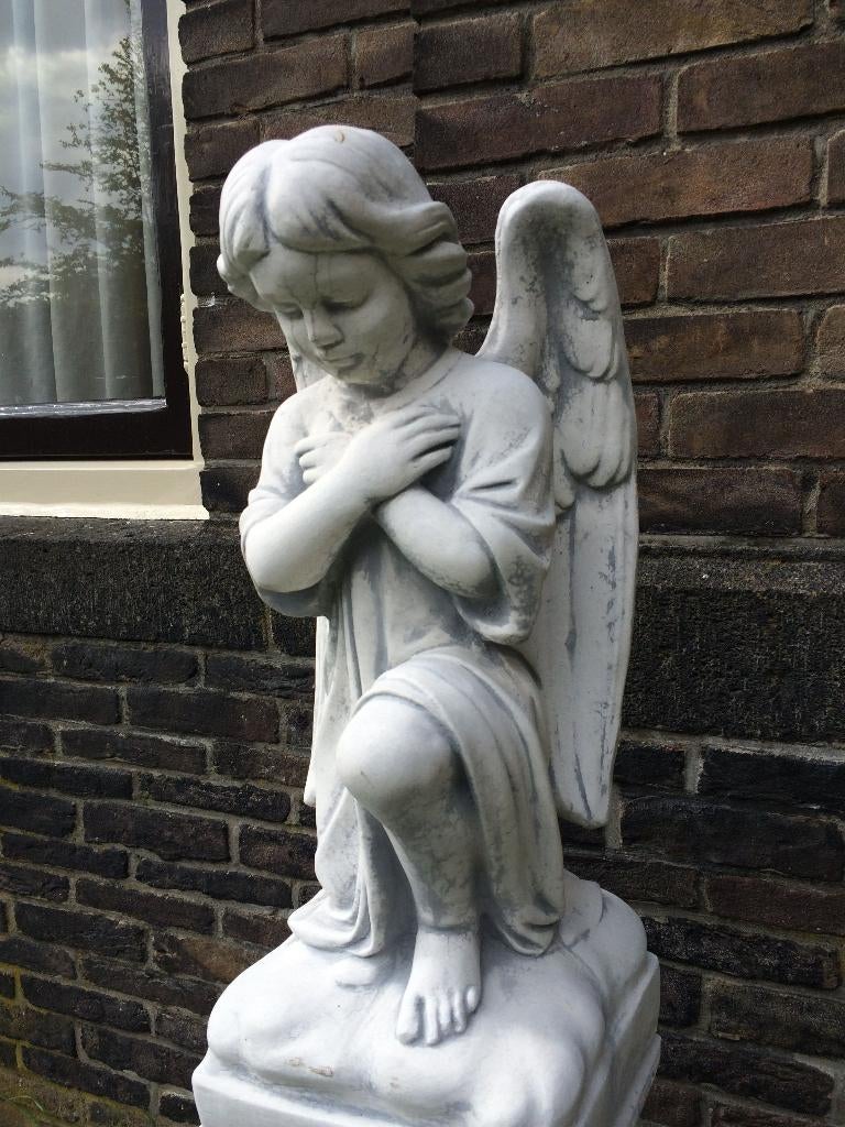 Angel  résistant aux intempéries, à genoux, plein de pierres, Enlèvement ou Envoi, Pierre, Ange