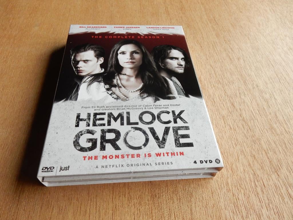 nr.2468- Dvd box: hemlock grove seizoen 1, CD & DVD, DVD | TV & Séries télévisées, À partir de 16 ans, Enlèvement ou Envoi, Horreur