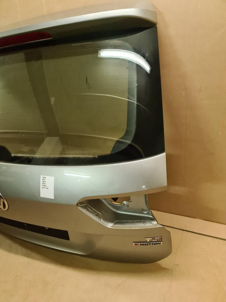 Coffre Tiguan 5NA hayon tiguan 5NA 2016-2024, Autos : Pièces & Accessoires, Arrière, Enlèvement ou Envoi, Volkswagen, Haillon arrière