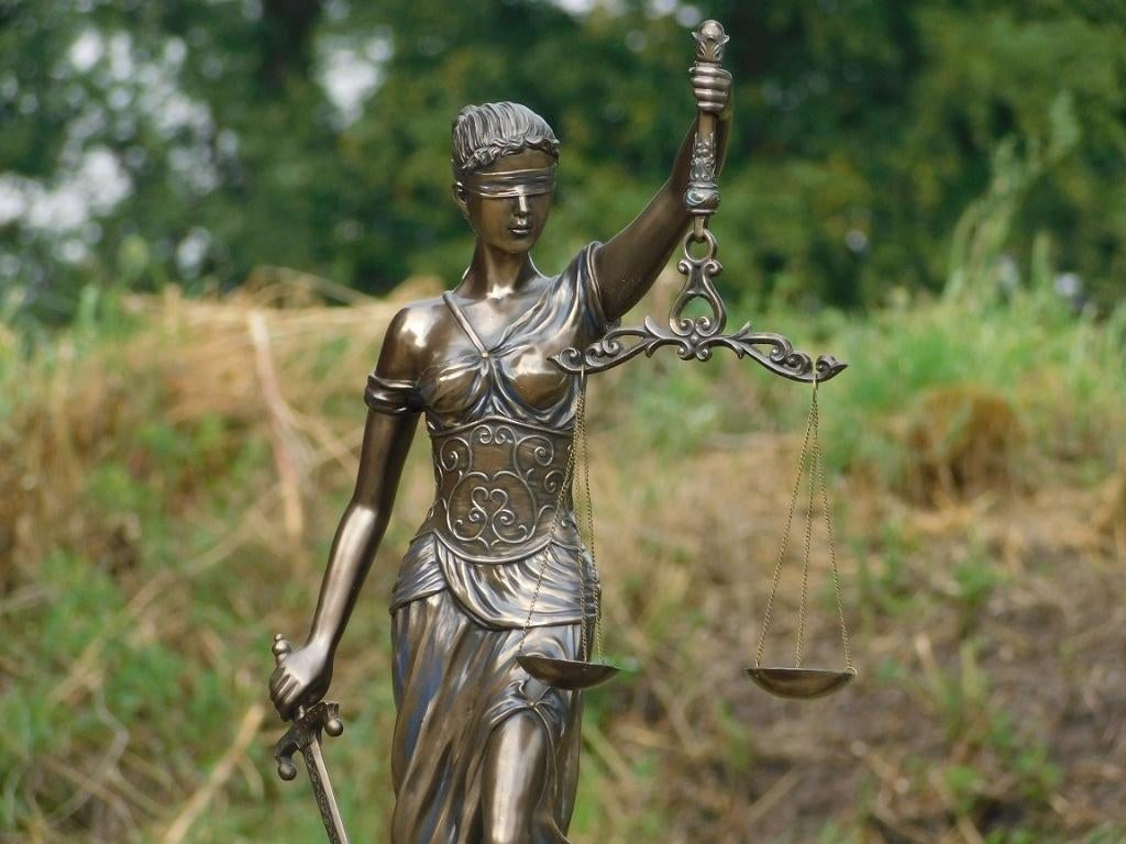Groot beeld van Vrouwe Justitia, brons-look, heel mooi!, Antiek en Kunst, Ophalen of Verzenden