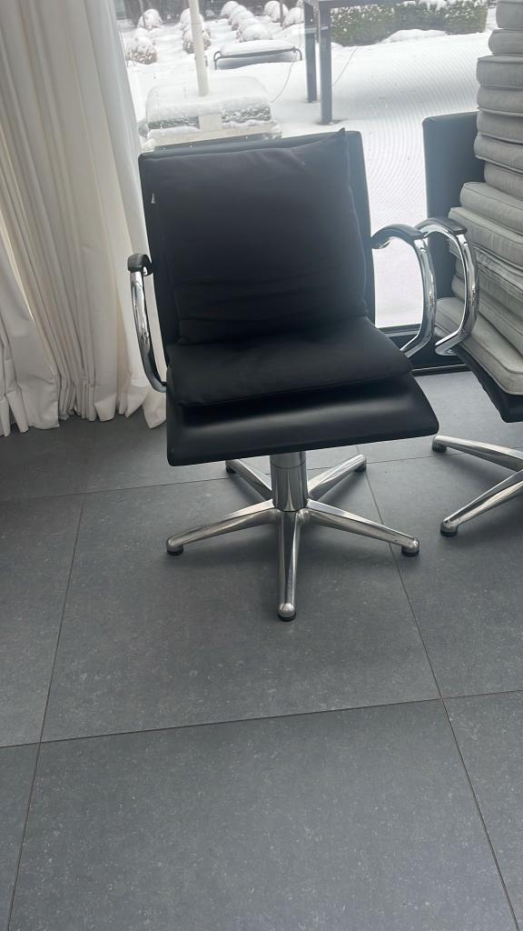 Fauteuils de coiffeur, Enlèvement, Comme neuf, Noir, Cinq, Six Chaises ou plus