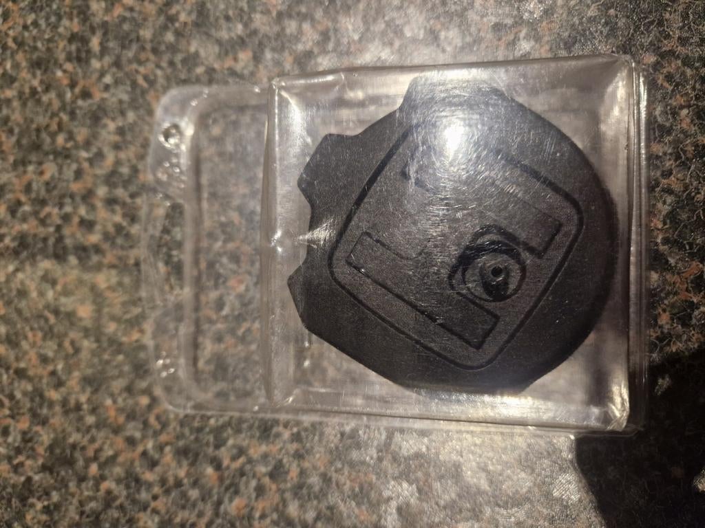 Tankdop Husqvarna 2005-2007, Enlèvement