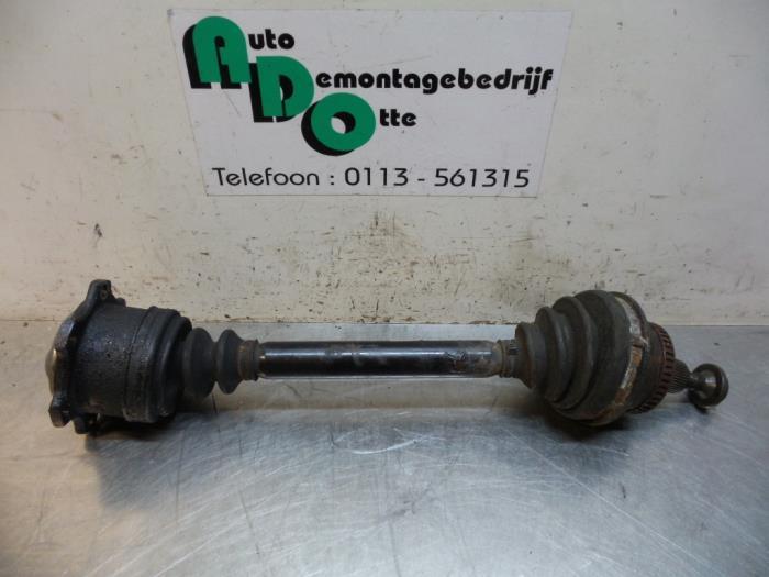 Arbre de transmission avant droit d'un Volkswagen Passat (Pa, Volkswagen, -, 3 mois de garantie, Utilisé