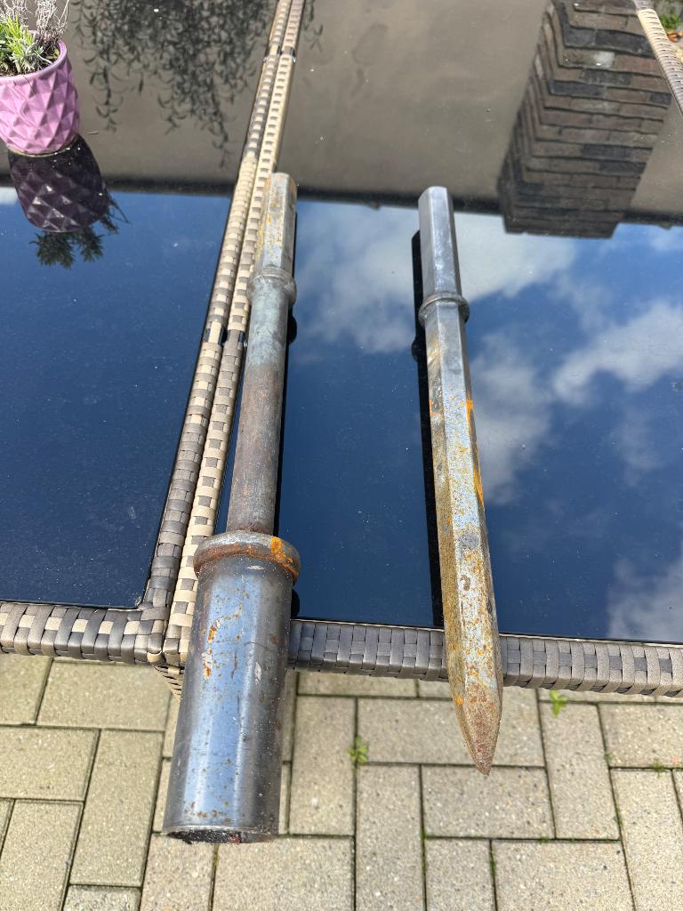 Atlas beton, asfalt (zoals puntbeitels en platte beitels), Doe-het-zelf en Bouw, Gereedschap | Handgereedschap, Ophalen, Zo goed als nieuw