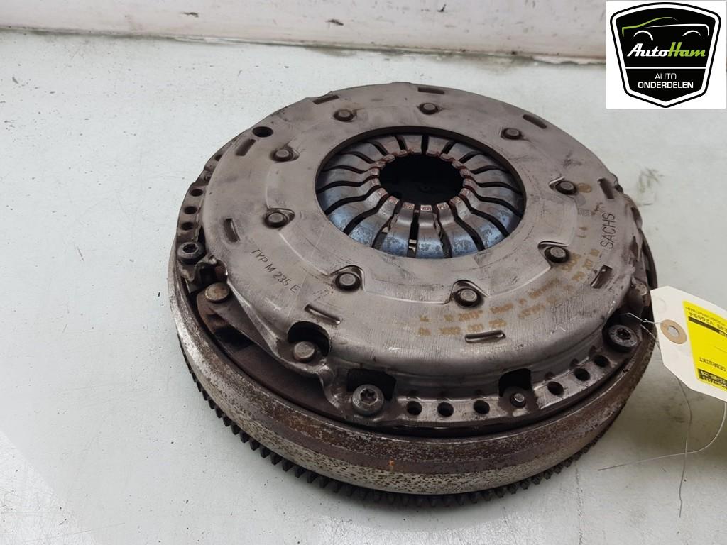 VOLANT MOTEUR BI-MASSE Peugeot 208 I (CA / CC / CK / CL), Utilisé, Peugeot