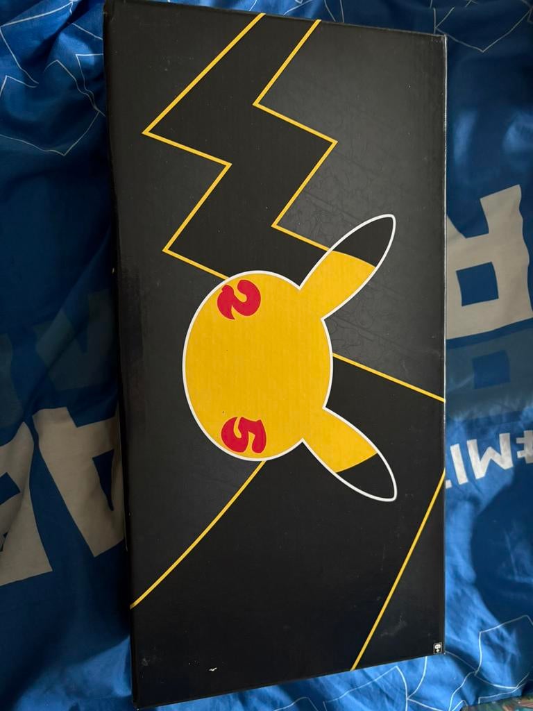 Pokemon celebrations prime collection, Hobby en Vrije tijd, Verzamelkaartspellen | Pokémon, Ophalen of Verzenden, Nieuw