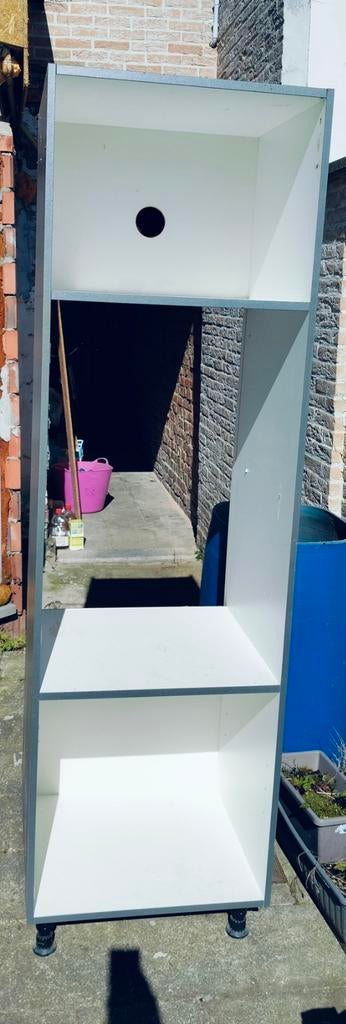 Gratis kast af te halen zonder deurtjes, Ophalen